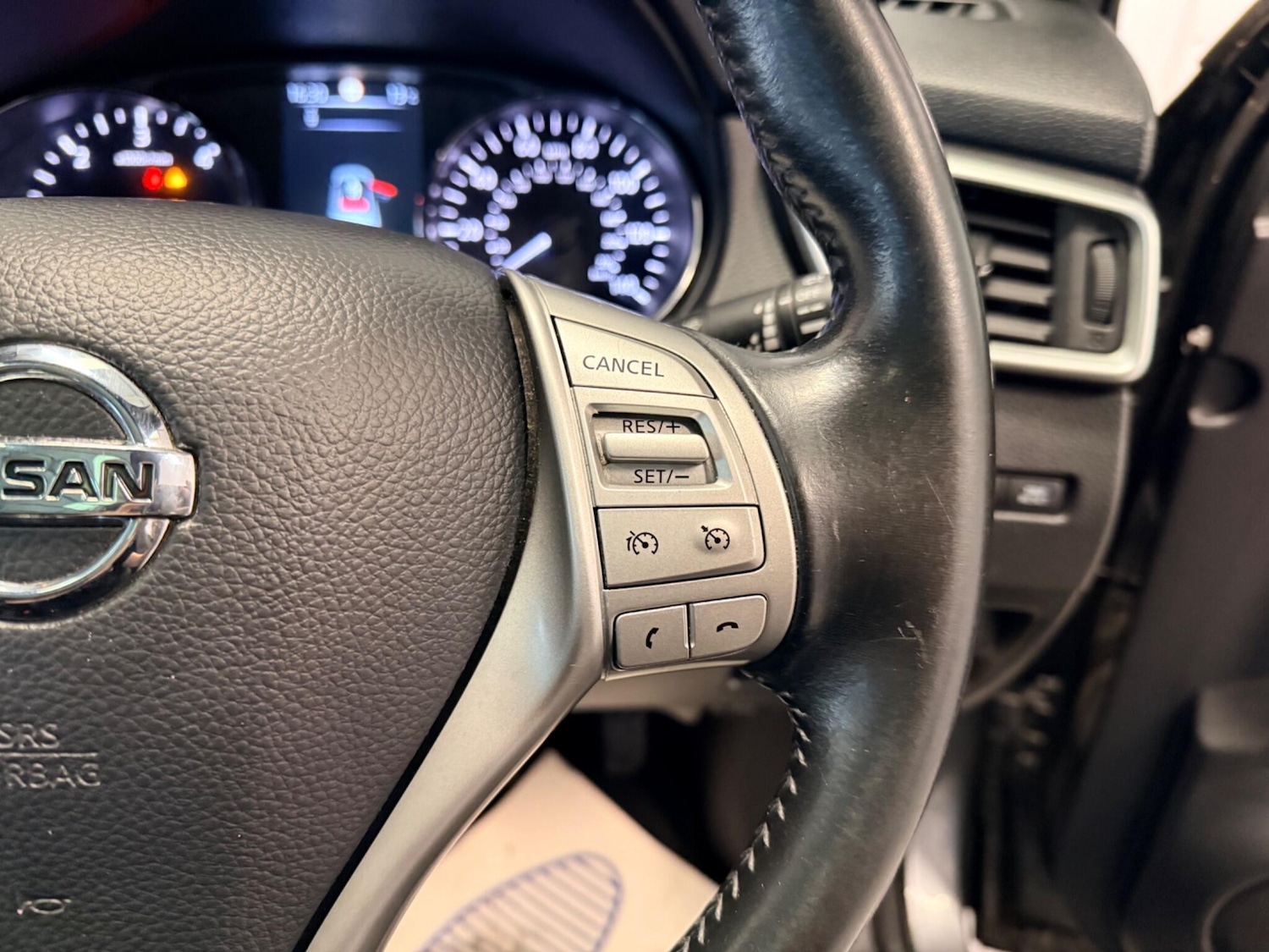 Used Nissan Qashqai for sale - 77670725: Photo 24