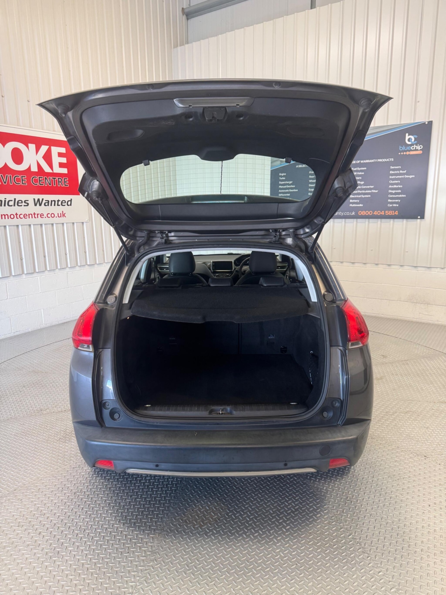 Used Peugeot 2008 2015 for sale - 78170971: Photo 13