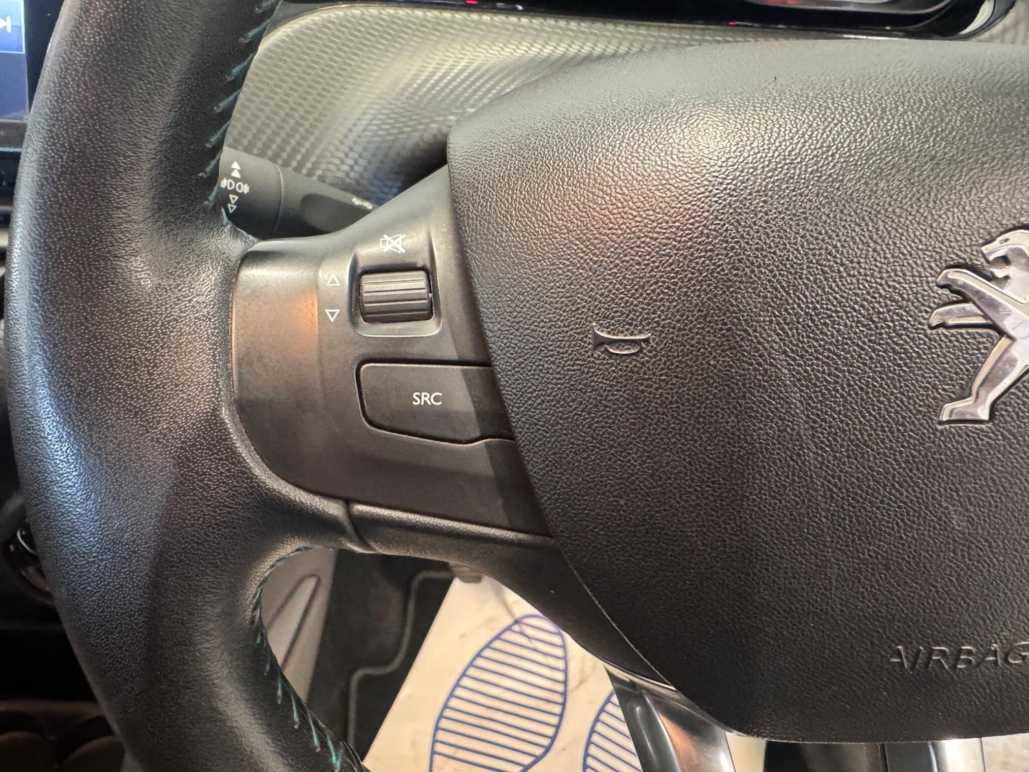 Used Peugeot 2008 2015 for sale - 78170971: Photo 22