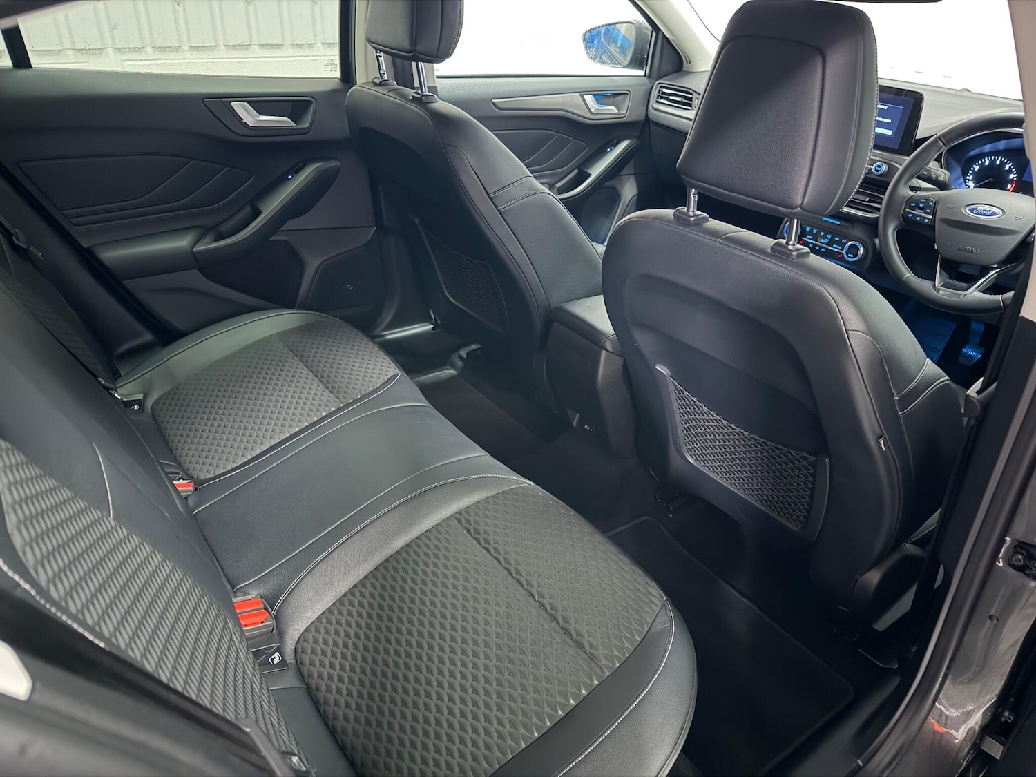 Used Ford Focus 2018 for sale - 76994074: Photo 13