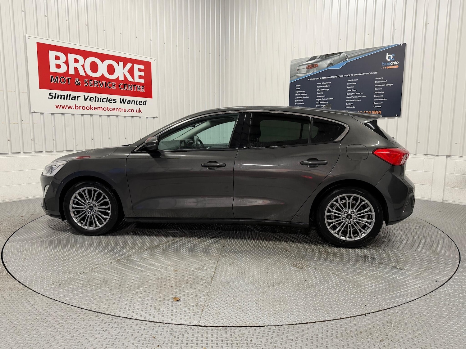 Used Ford Focus 2018 for sale - 76994074: Photo 7