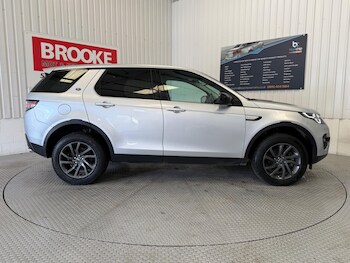 Used Land Rover Discovery Sport 2018 for sale - 78622305: Photo