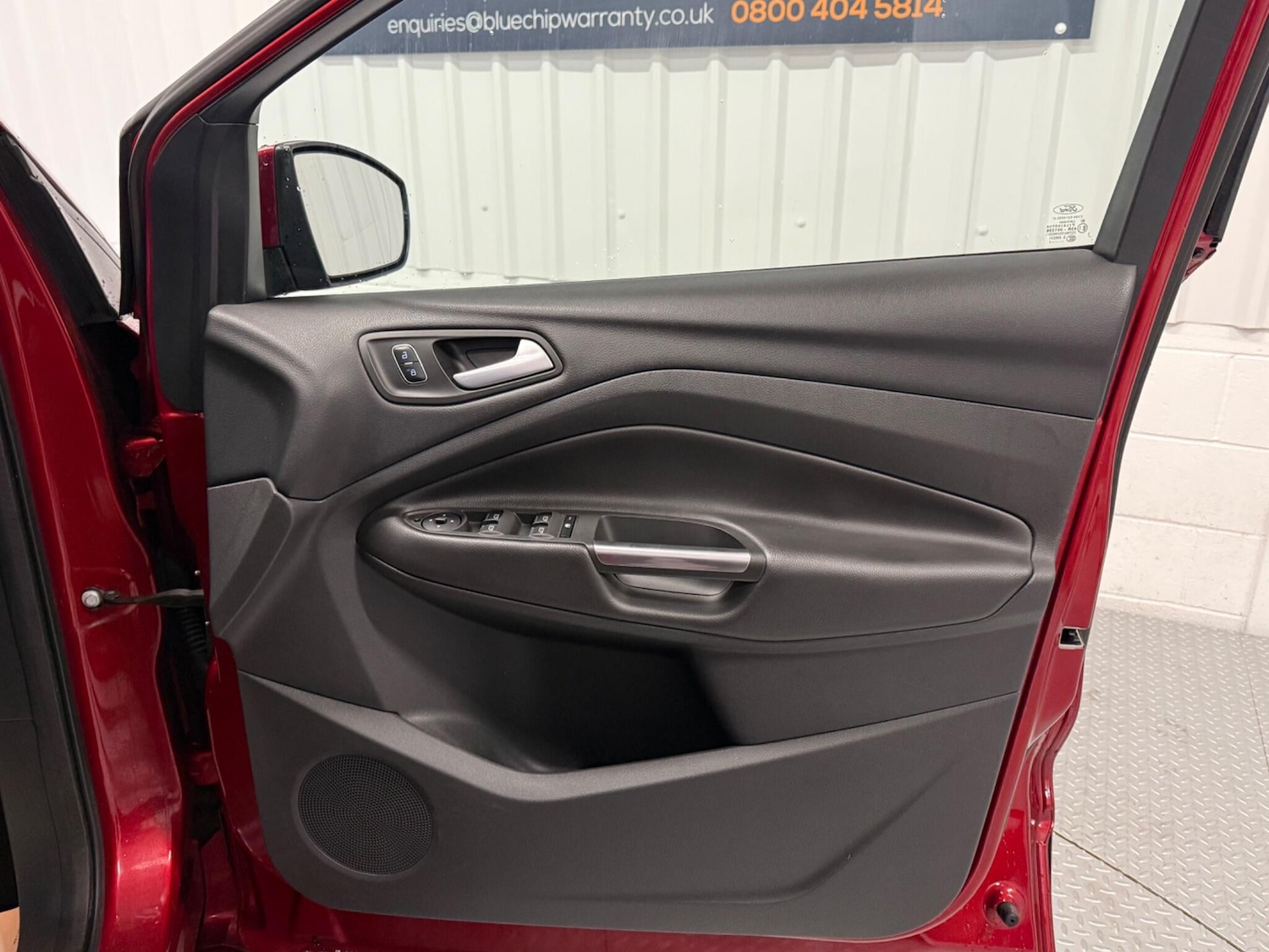 Used Ford Kuga 2017 for sale - 76360380: Photo 17