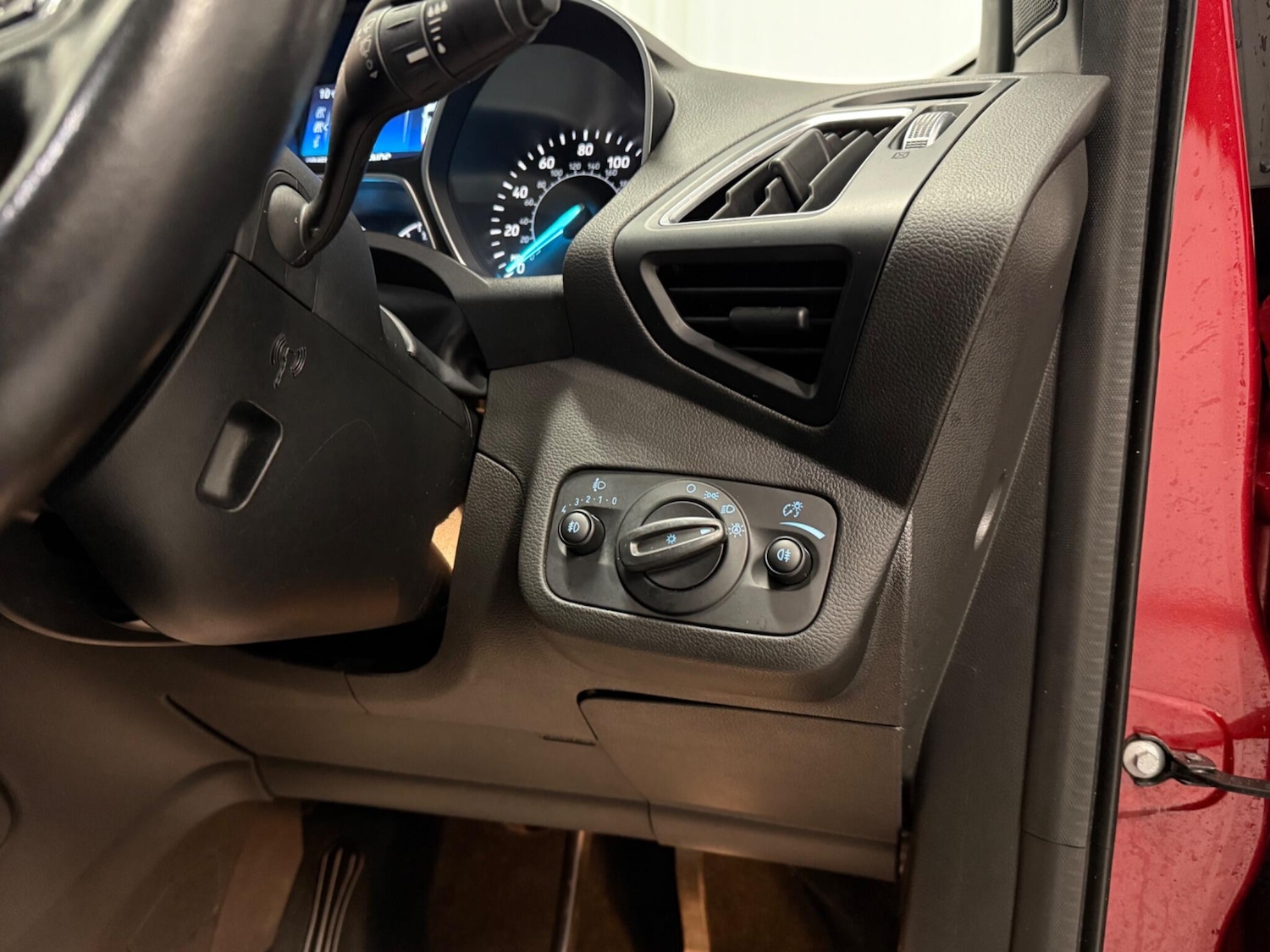 Used Ford Kuga 2017 for sale - 76360380: Photo 22