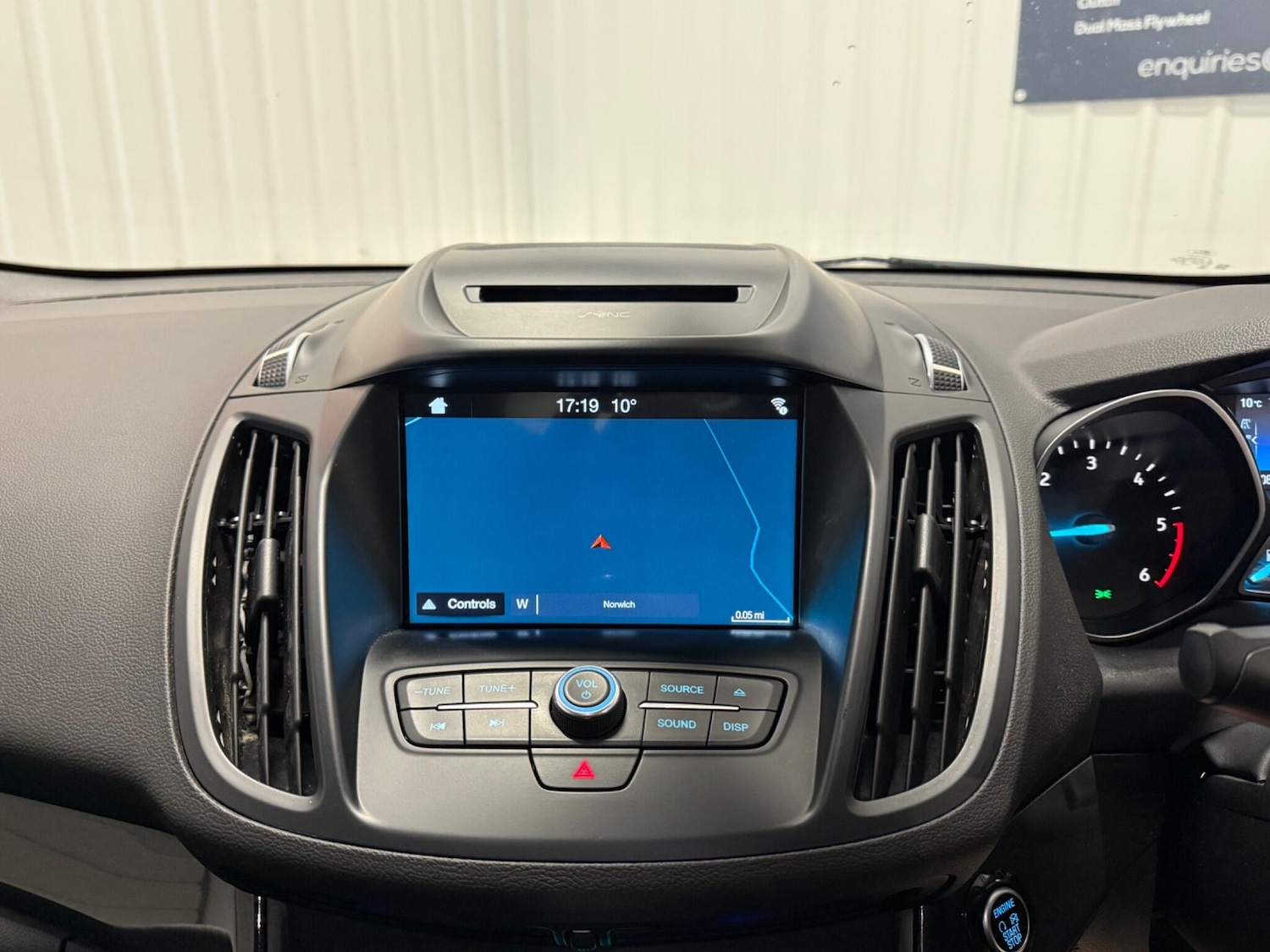 Used Ford Kuga 2017 for sale - 76360380: Photo 26