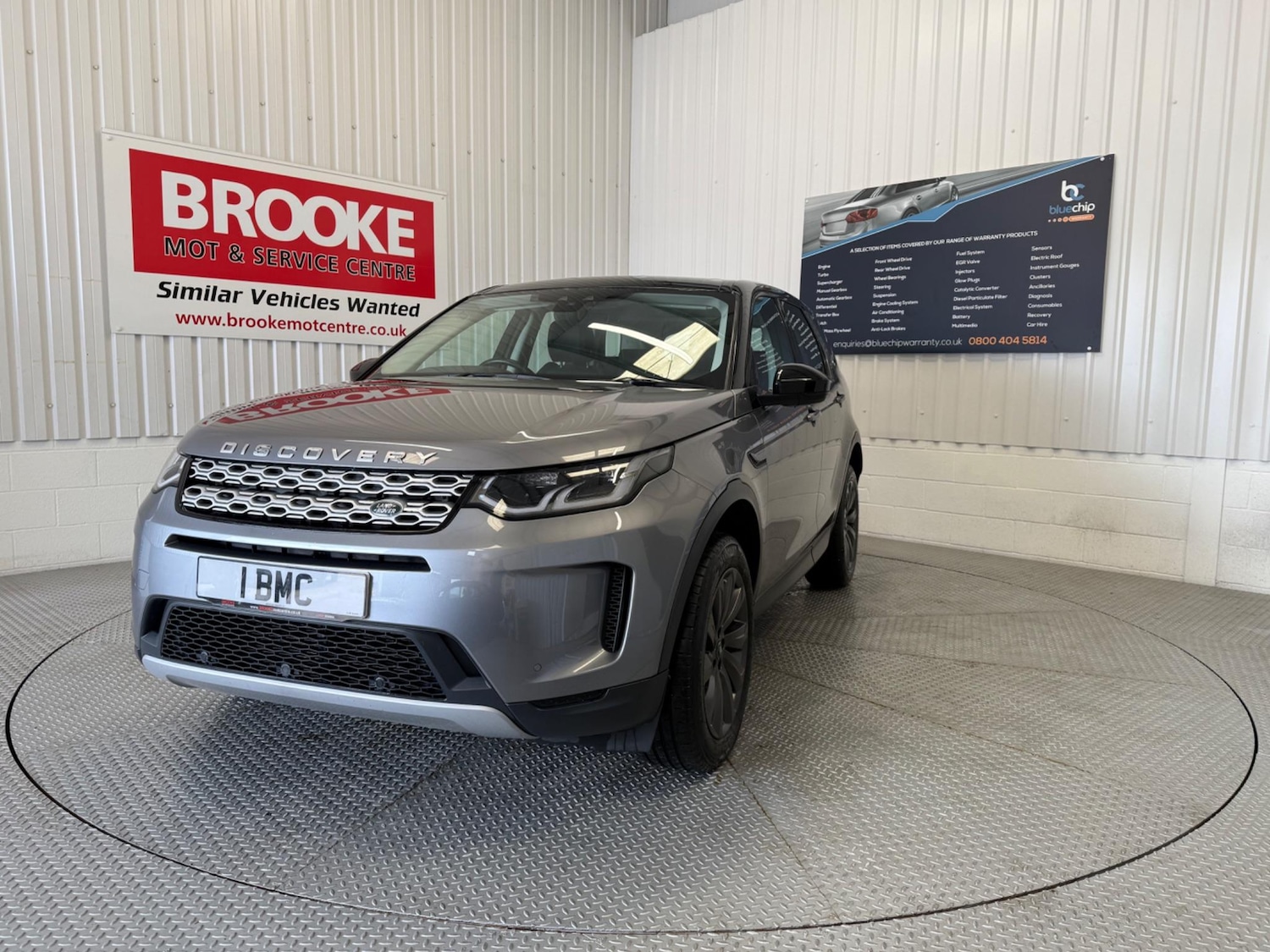 Used Land Rover Discovery Sport 2020 for sale - 78007688: Photo 2