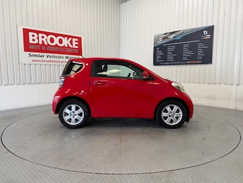Used Toyota IQ 2009 for sale - 78741847: Photo
