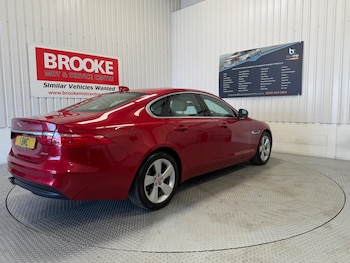 Used Jaguar XF 2016 for sale - 78676487: Photo