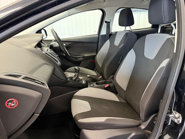Used Ford Focus 2014 for sale - 76152192: Photo 12