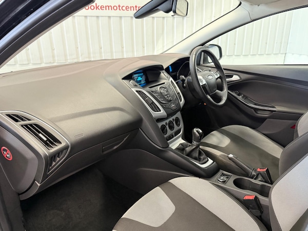 Used Ford Focus 2014 for sale - 76152192: Photo 13