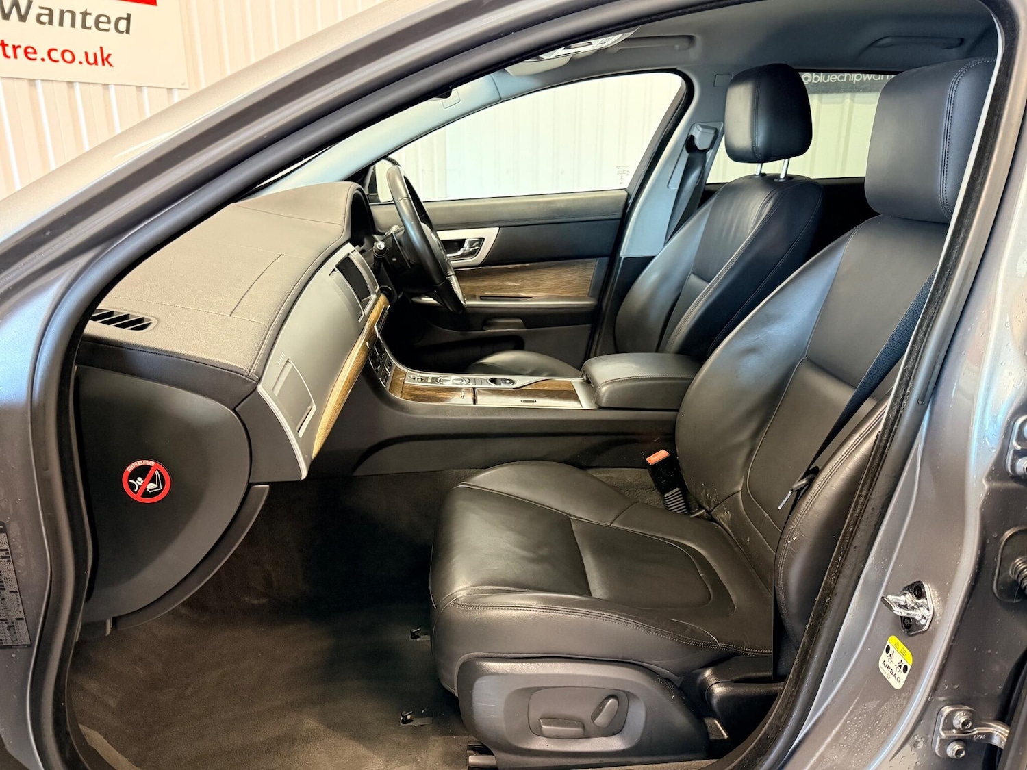 Used Jaguar XF 2014 for sale - 76913582: Photo 12