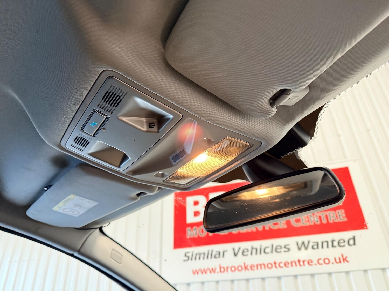 Used Jaguar XF 2014 for sale - 76913582: Photo 28