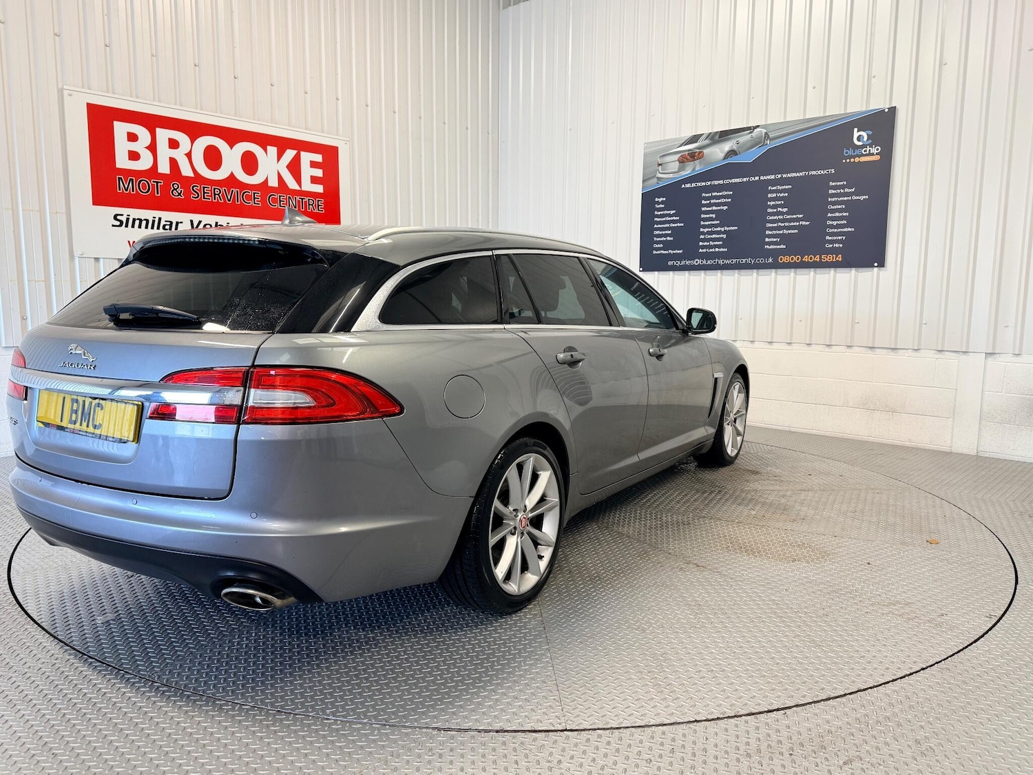 Used Jaguar XF 2014 for sale - 76913582: Photo 7