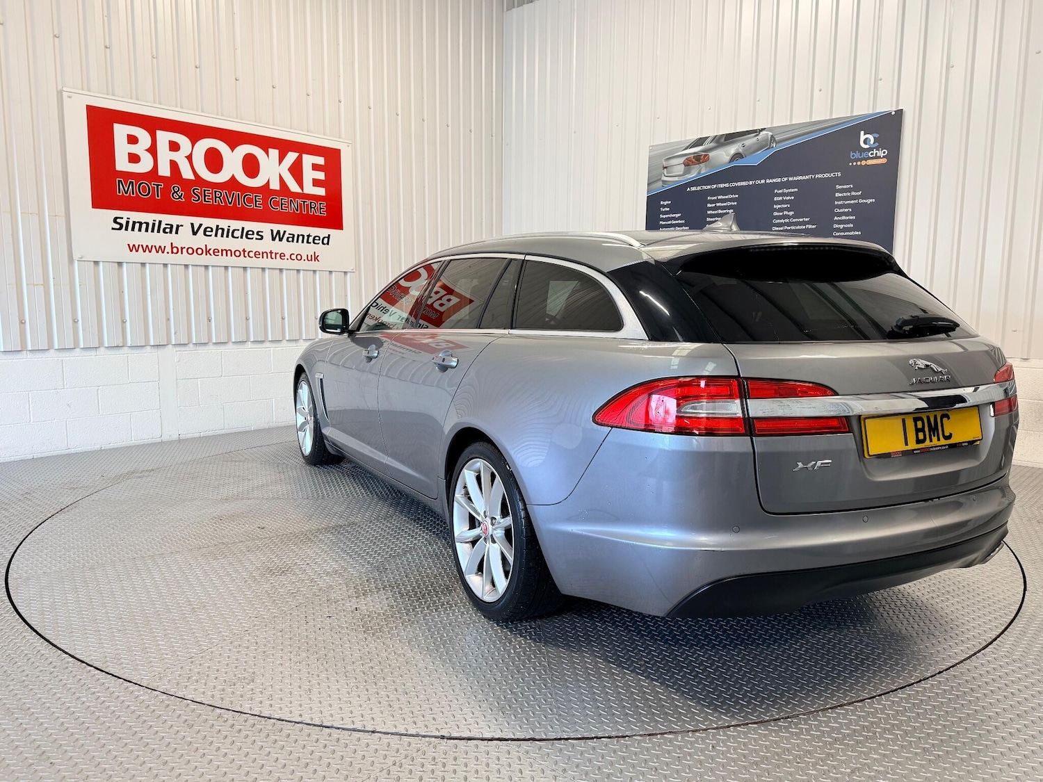 Used Jaguar XF 2014 for sale - 76913582: Photo 9