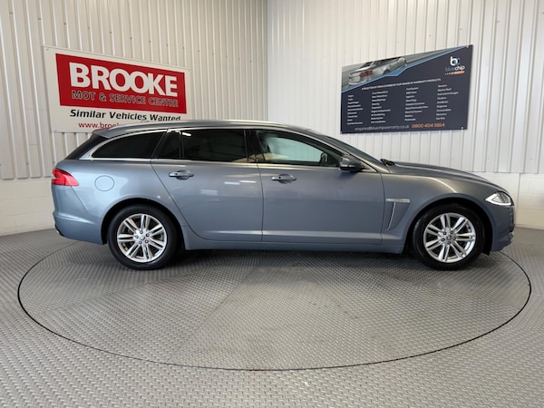 Used Jaguar XF 2013 for sale - 74599127: Photo 6