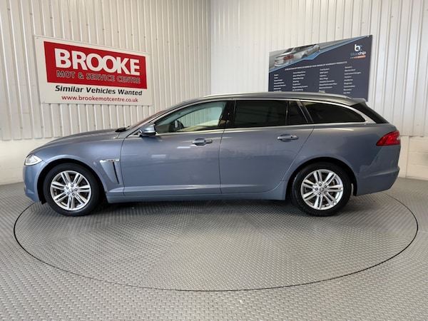 Used Jaguar XF 2013 for sale - 74599127: Photo 9