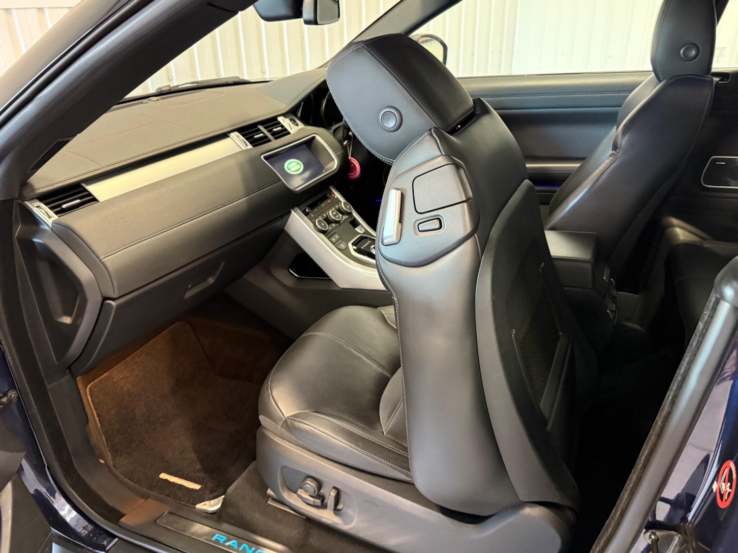 Used Land Rover Range Rover Evoque 2018 for sale - 76188548: Photo 15