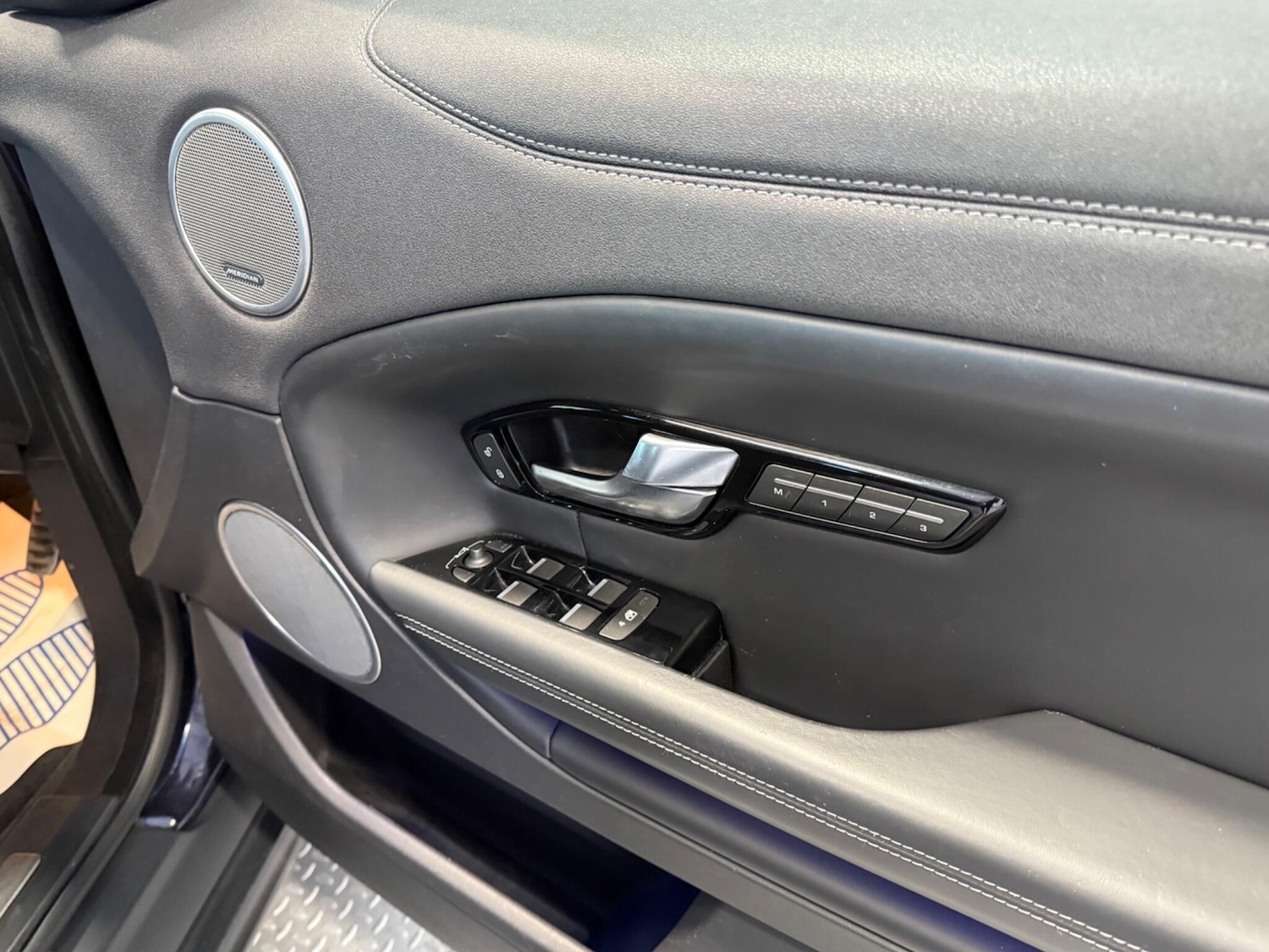 Used Land Rover Range Rover Evoque 2018 for sale - 76188548: Photo 17