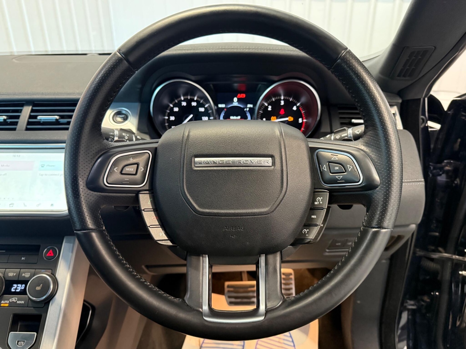 Used Land Rover Range Rover Evoque 2018 for sale - 76188548: Photo 21