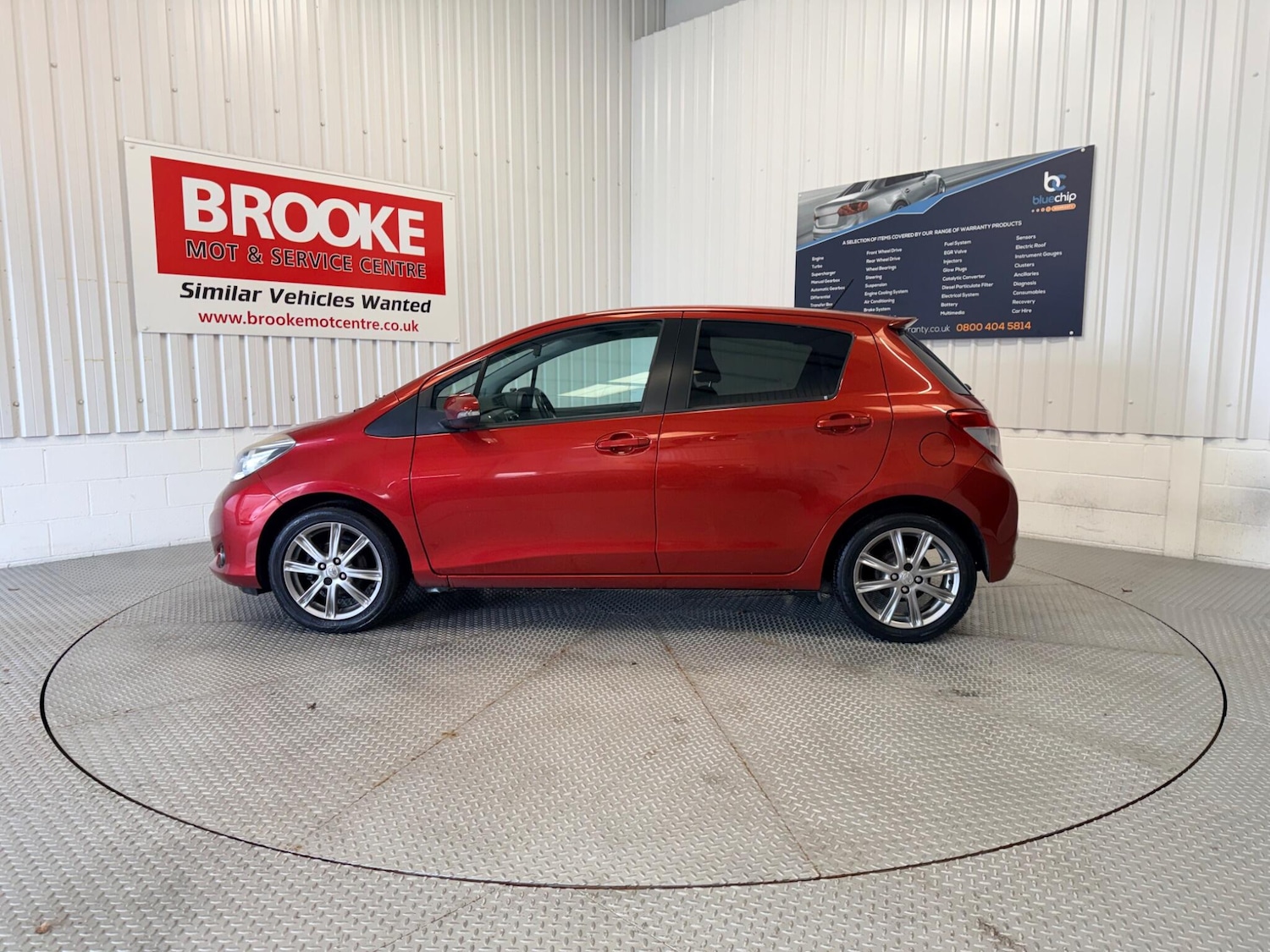 Used Toyota Yaris 2012 for sale - 77598270: Photo 10