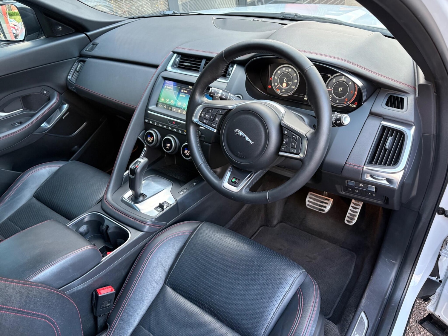 Used Jaguar E-Pace 2020 for sale - 77229235: Photo 16