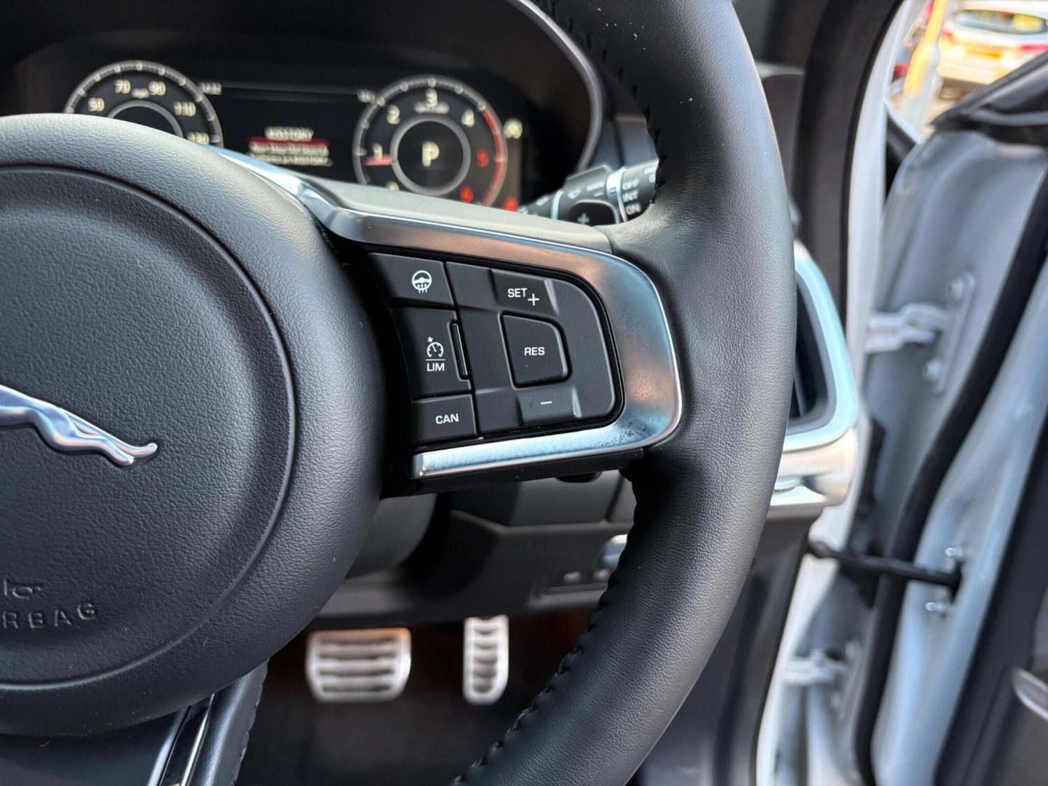 Used Jaguar E-Pace 2020 for sale - 77229235: Photo 20