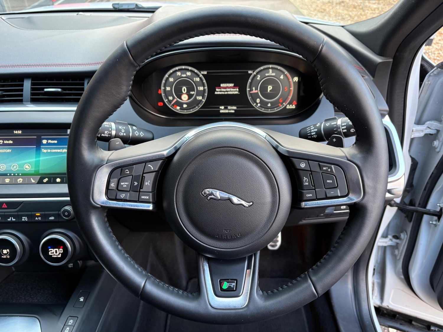 Used Jaguar E-Pace 2020 for sale - 77229235: Photo 21