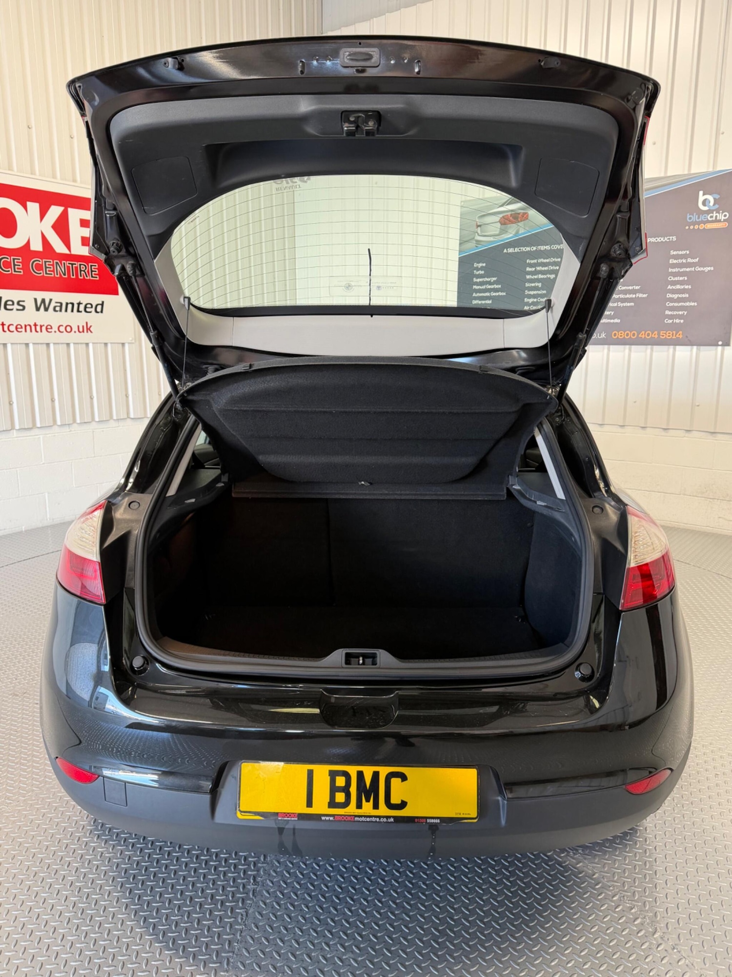 Used Renault Megane 2009 for sale - 77737721: Photo 10