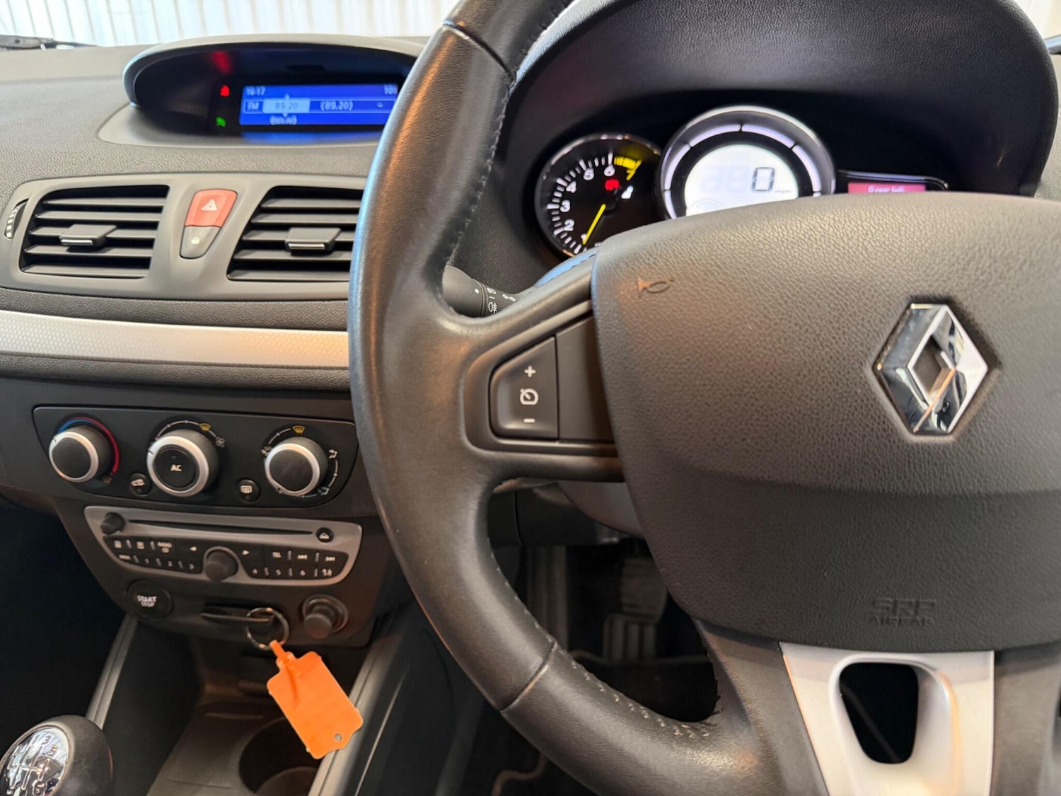 Used Renault Megane 2009 for sale - 77737721: Photo 19