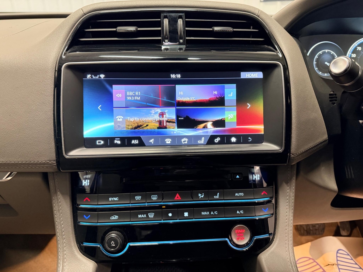 Used Jaguar F-Pace 2017 for sale - 77424893: Photo 26