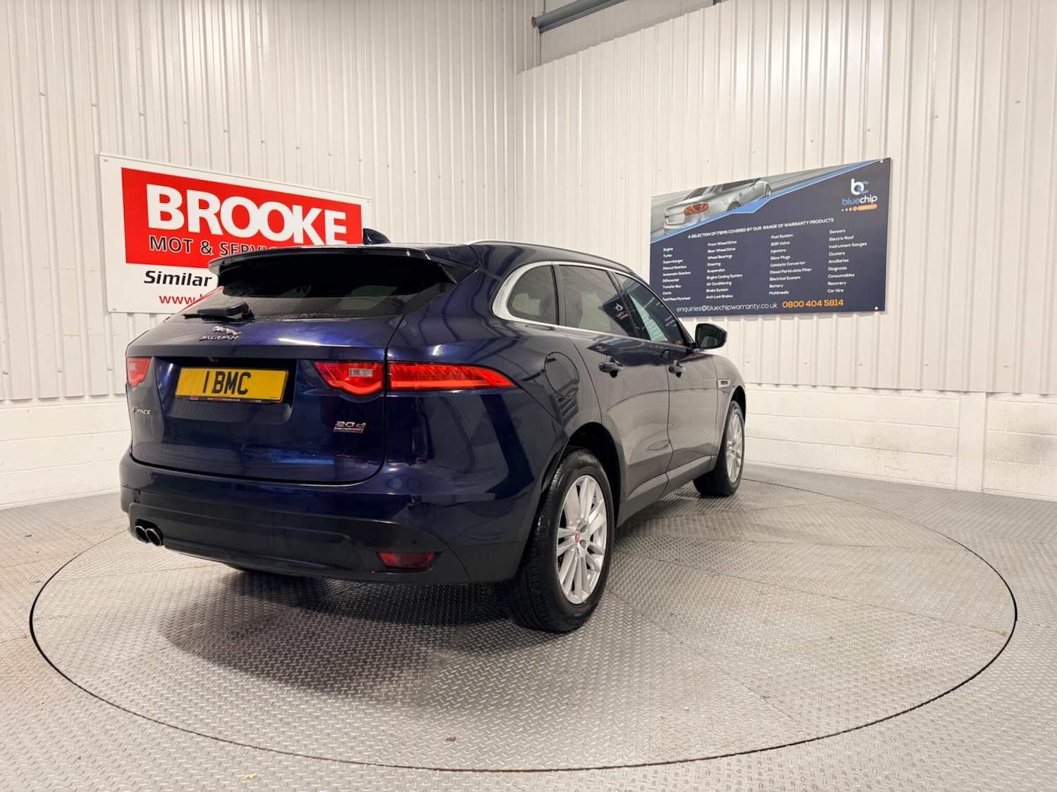 Used Jaguar F-Pace 2017 for sale - 77424893: Photo 7