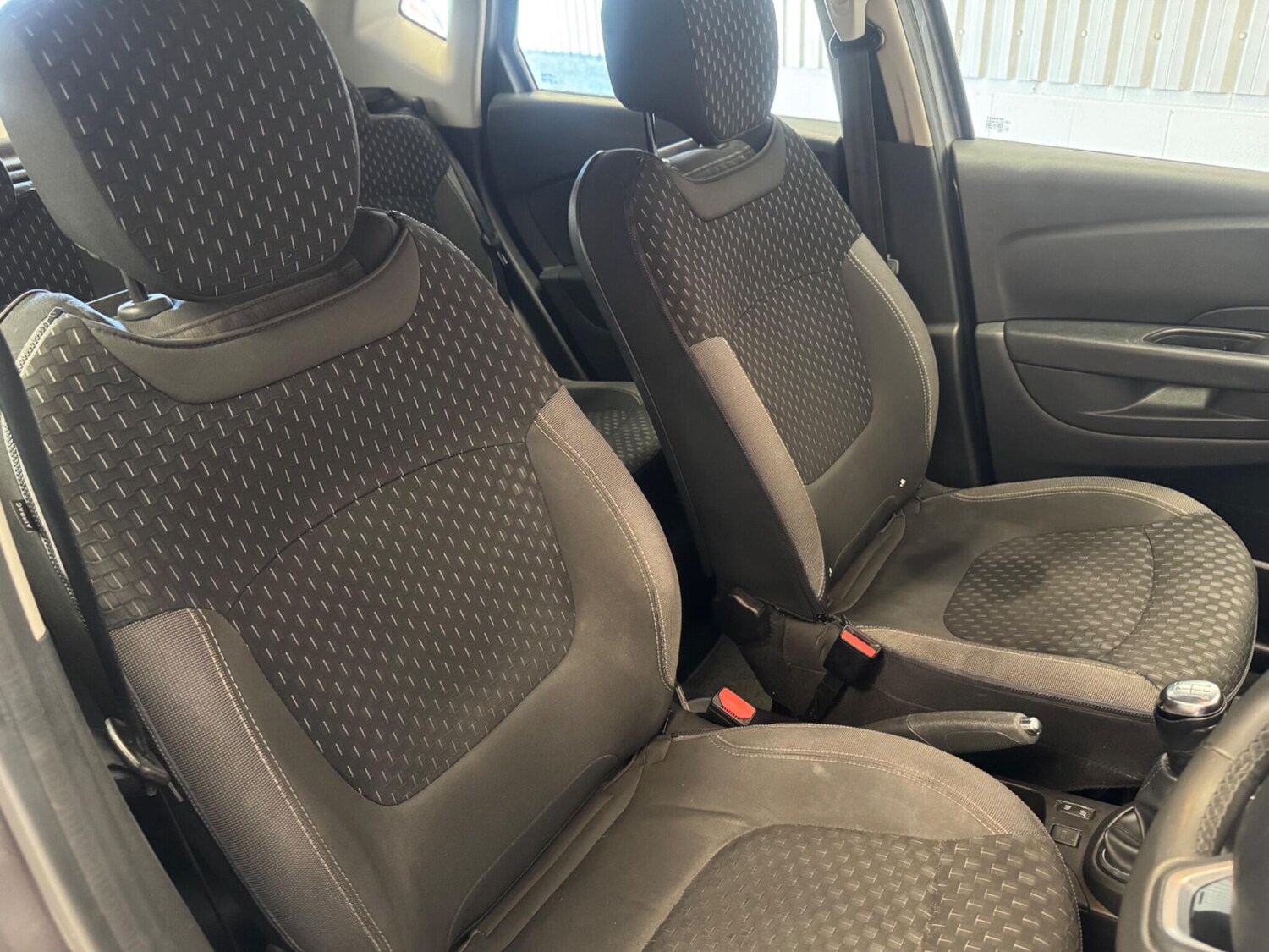 Used Renault Captur 2017 for sale - 78157408: Photo 18