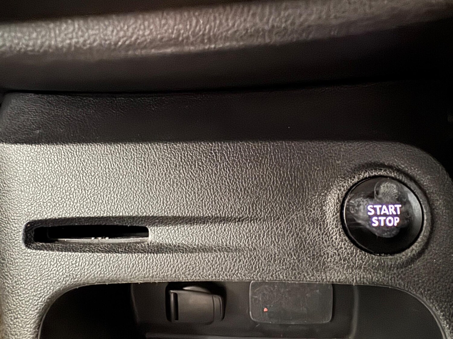 Used Renault Captur 2017 for sale - 78157408: Photo 25