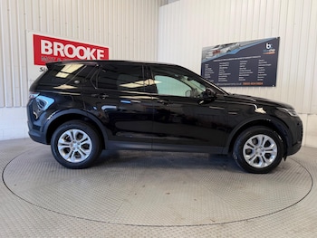 Used Land Rover Discovery Sport 2019 for sale - 78361873: Photo