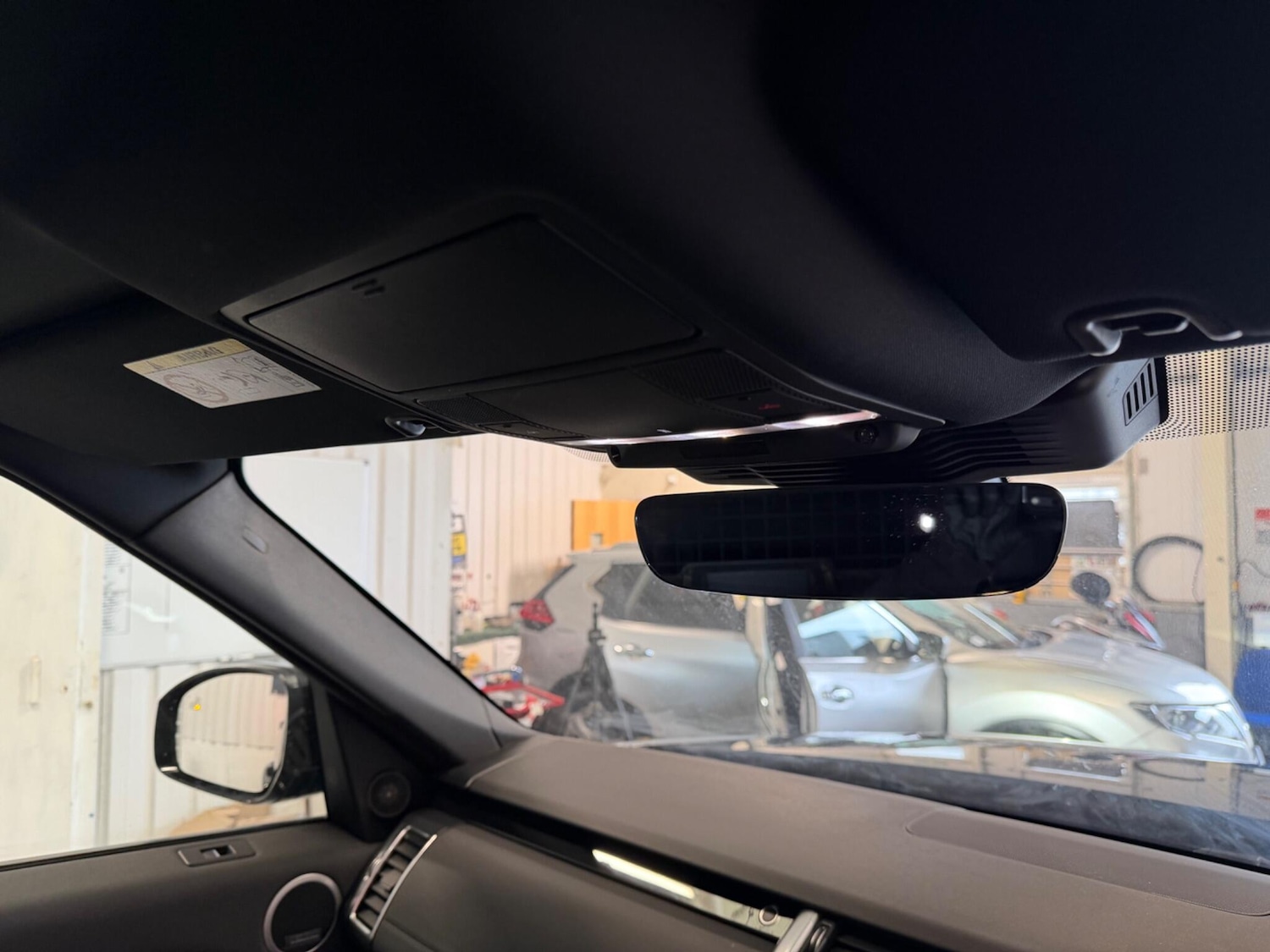 Used Land Rover Discovery 2021 for sale - 77909719: Photo 31