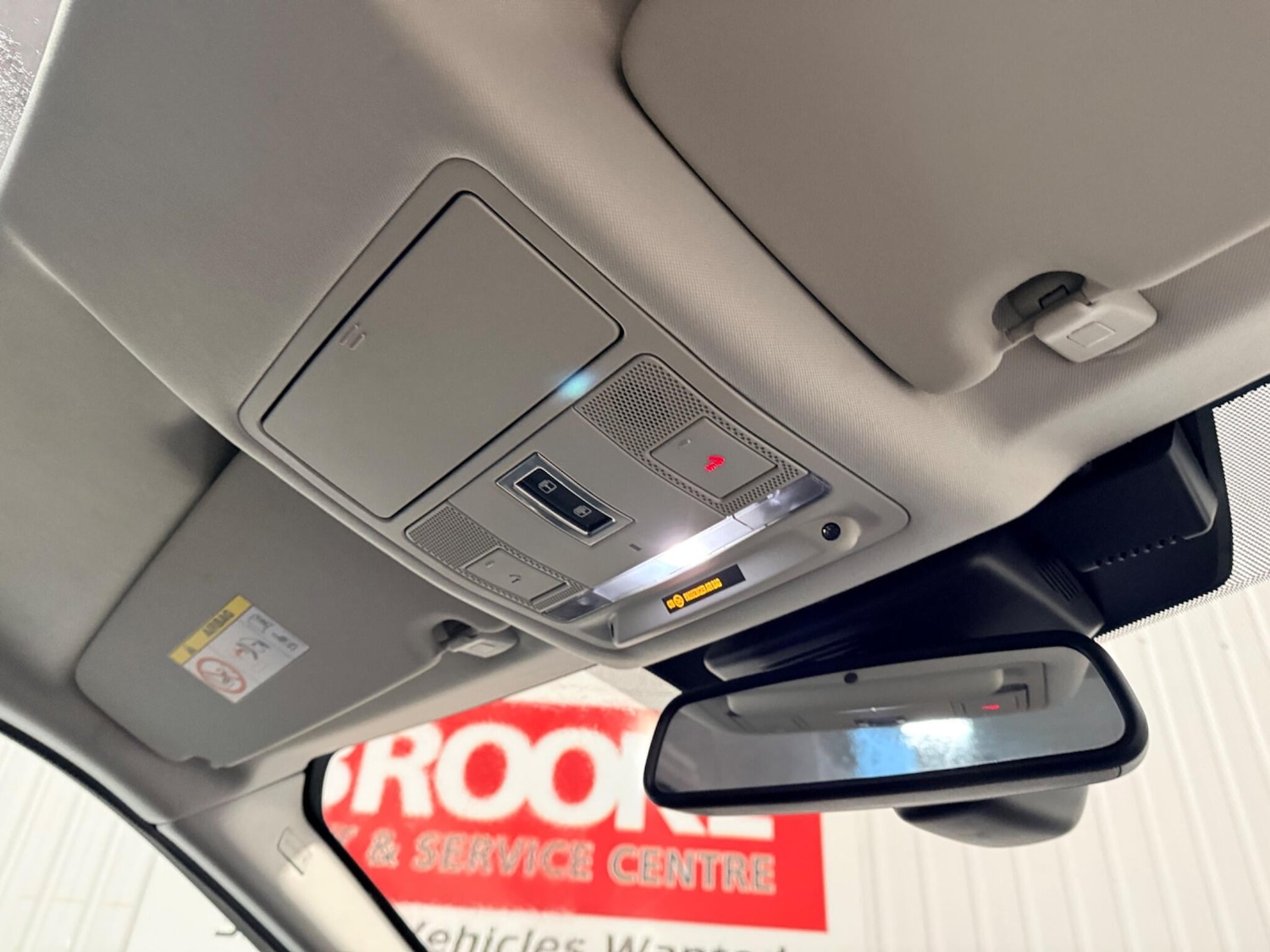 Used Land Rover Discovery Sport 2016 for sale - 77441208: Photo 28