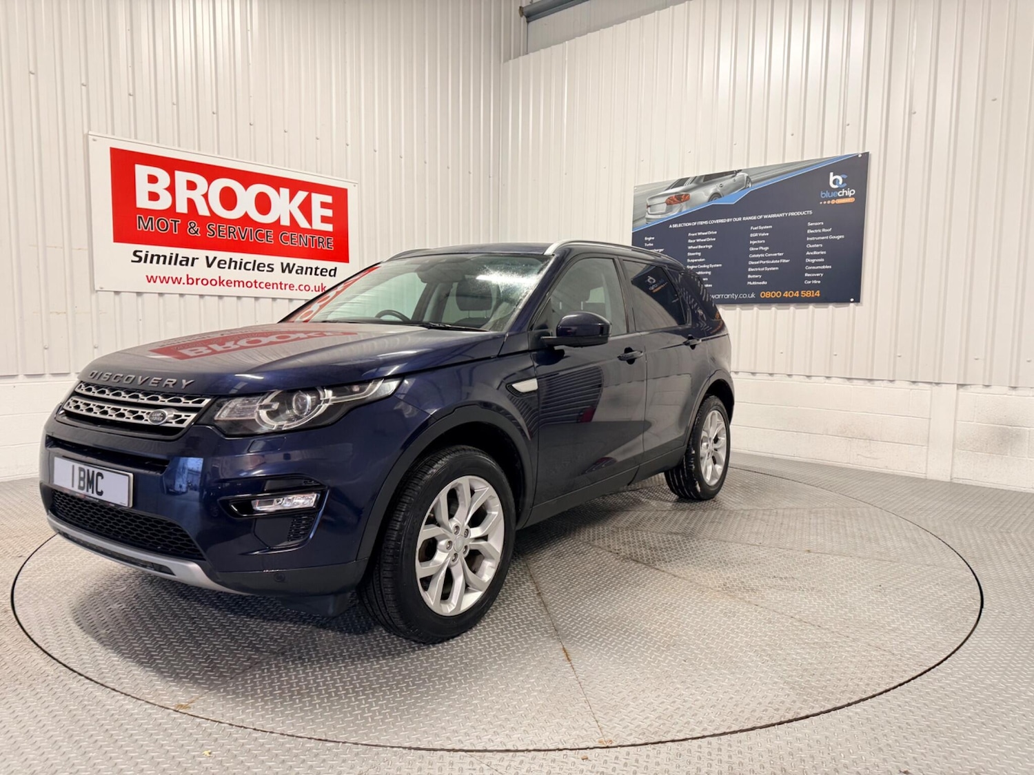Used Land Rover Discovery Sport 2016 for sale - 77441208: Photo 3