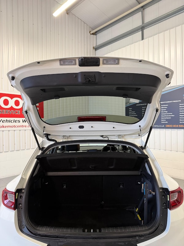 Used Kia Stonic 2018 for sale - 76294548: Photo 13
