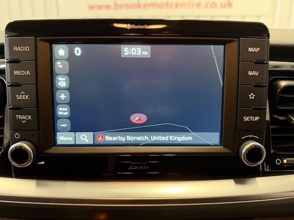Used Kia Stonic 2018 for sale - 76294548: Photo 23