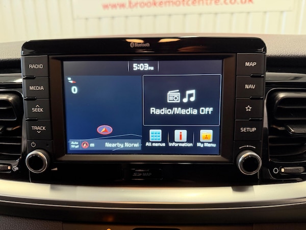 Used Kia Stonic 2018 for sale - 76294548: Photo 24