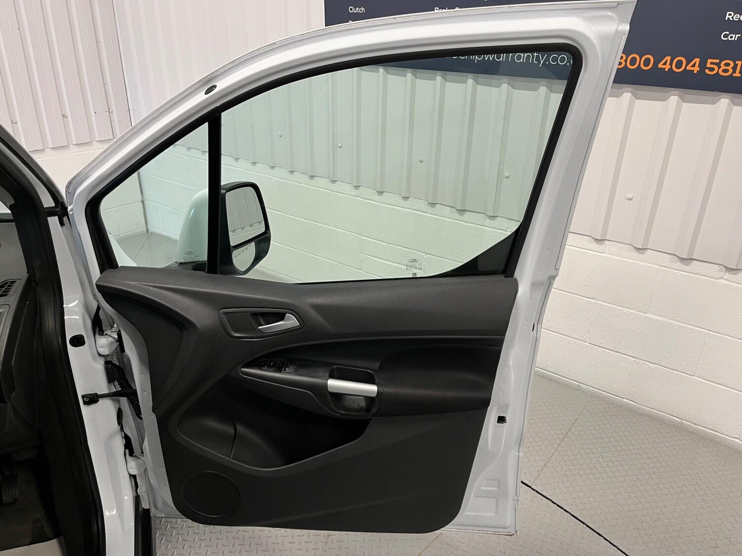 Used Ford Transit Connect 2015 for sale - 77838427: Photo 17