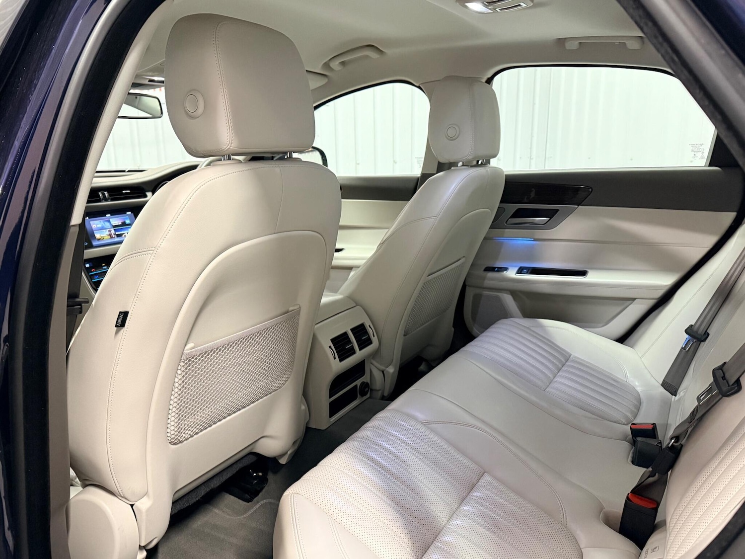 Used Jaguar XF 2017 for sale - 76632913: Photo 12