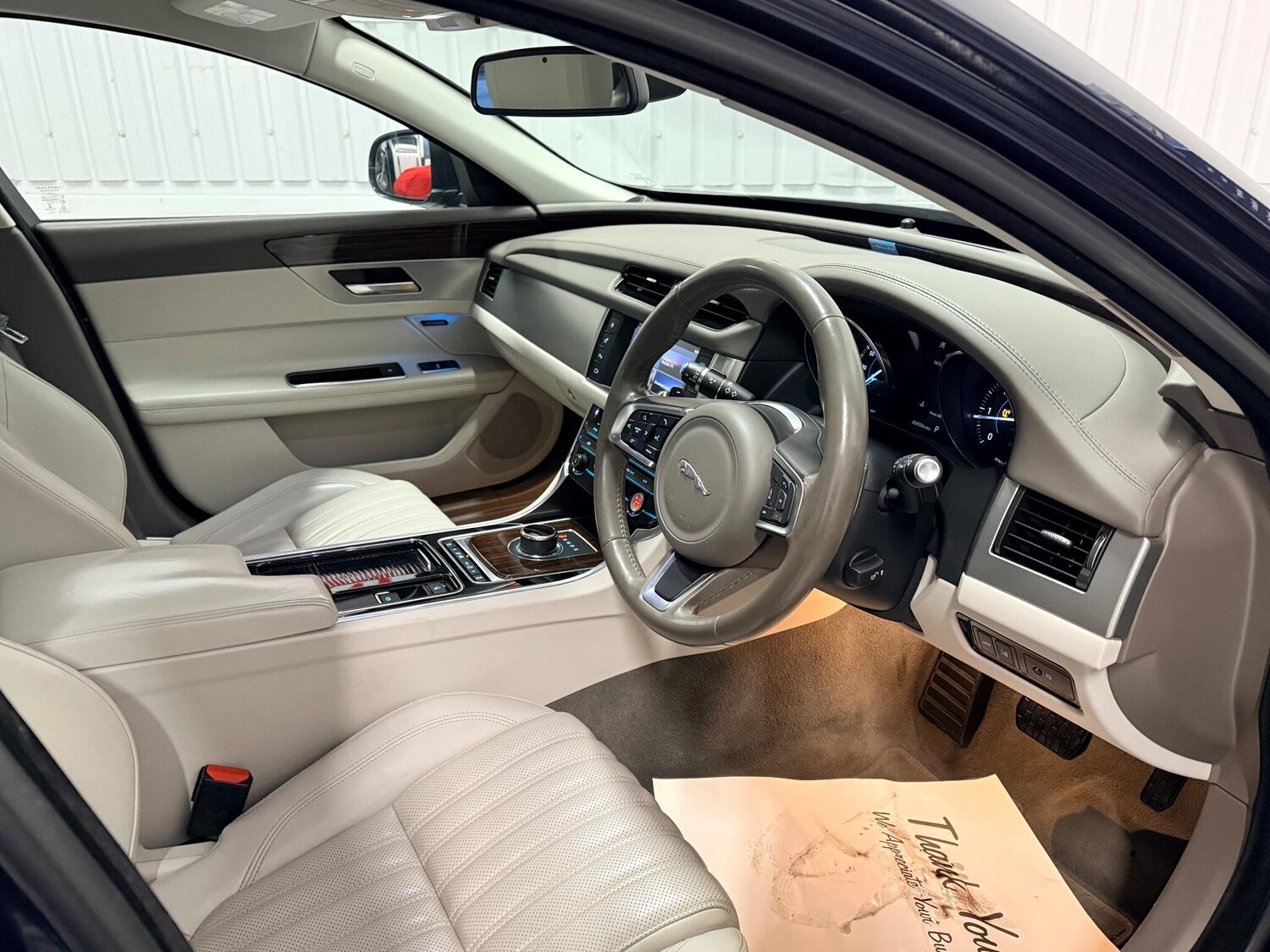 Used Jaguar XF 2017 for sale - 76632913: Photo 23