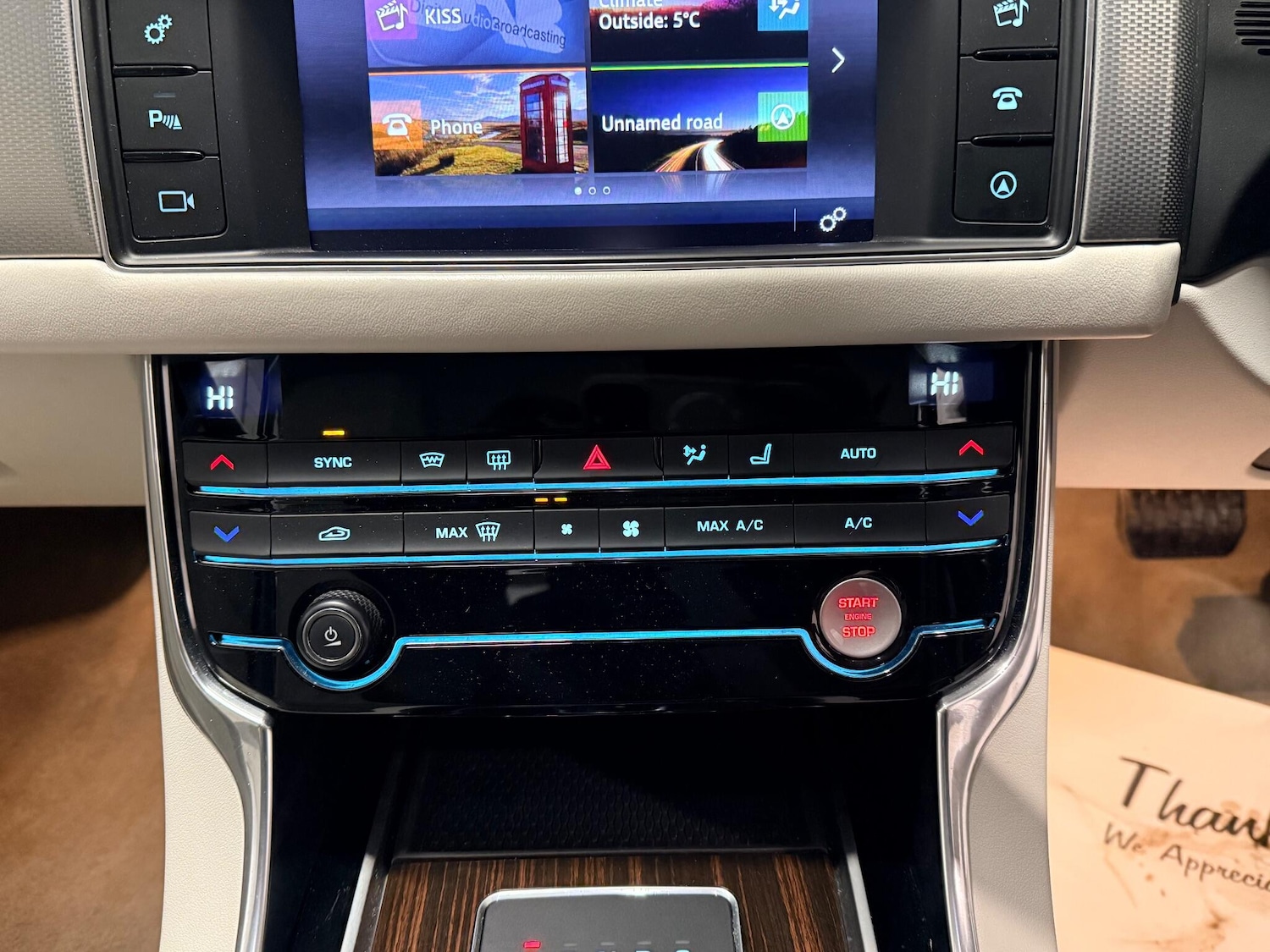 Used Jaguar XF 2017 for sale - 76632913: Photo 27