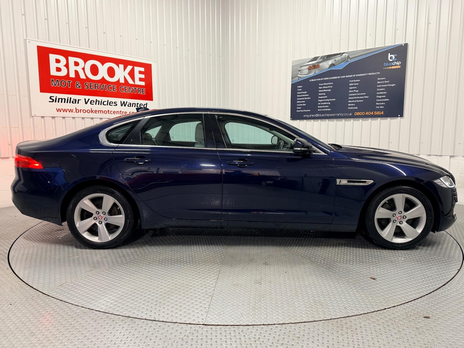 Used Jaguar XF 2017 for sale - 76632913: Photo 6