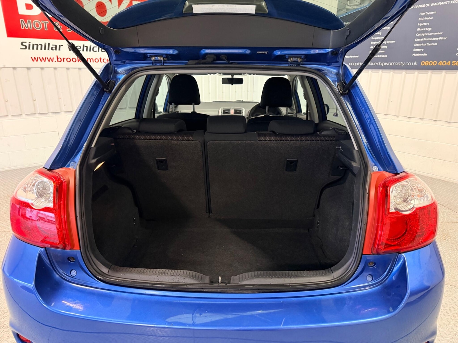 Used Toyota Auris 2010 for sale - 77455271: Photo 16