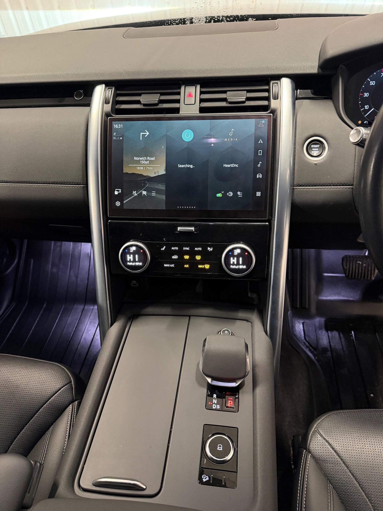 Used Land Rover Discovery 2021 for sale - 76634018: Photo 24