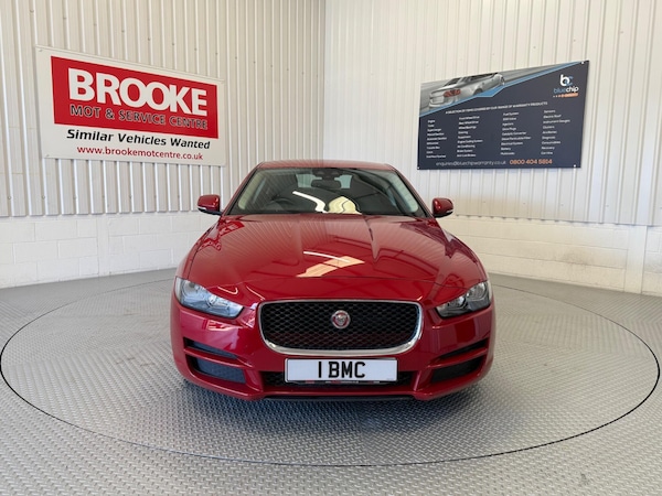Used Jaguar XE 2015 for sale - 75589331: Photo 3