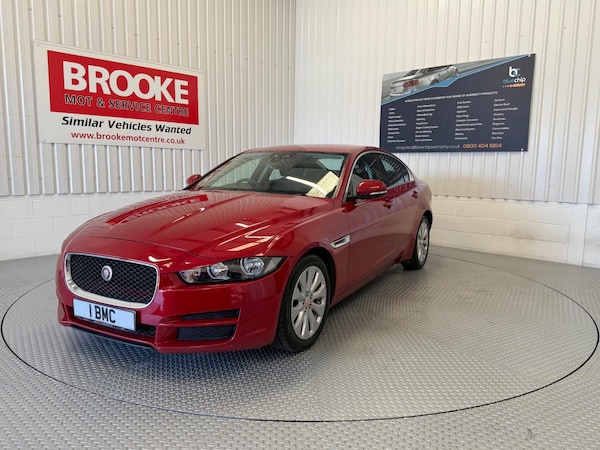 Used Jaguar XE 2015 for sale - 75589331: Photo 5