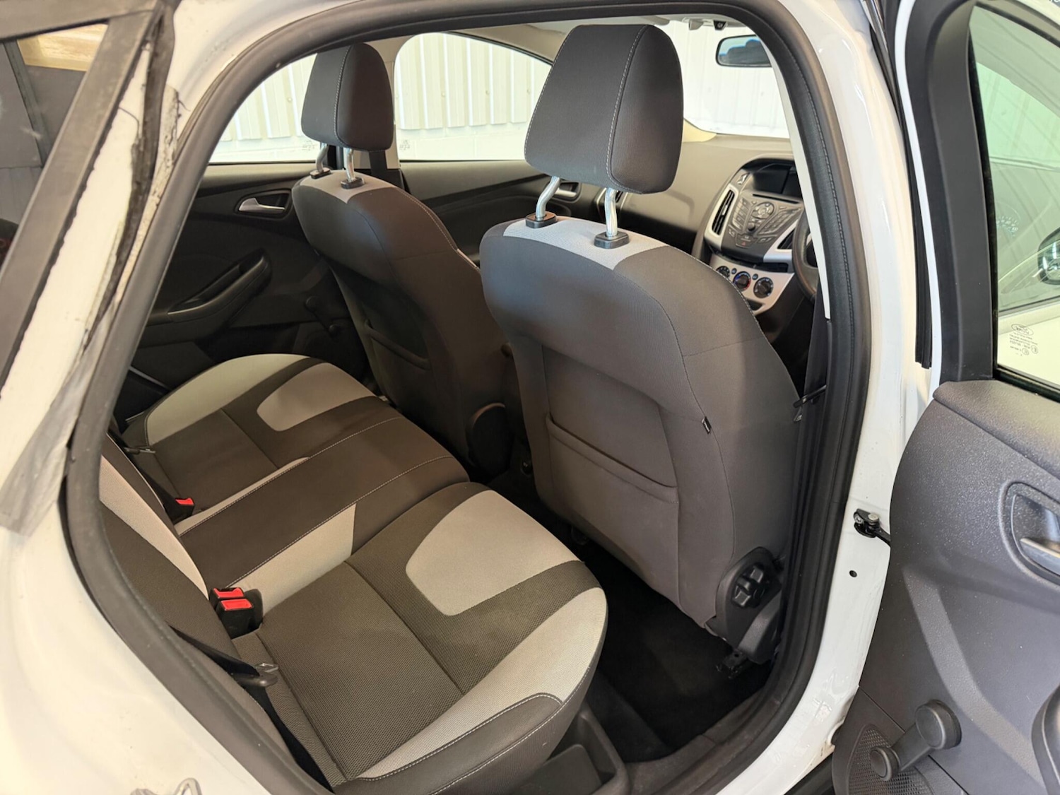 Used Ford Focus for sale - 77969943: Photo 13